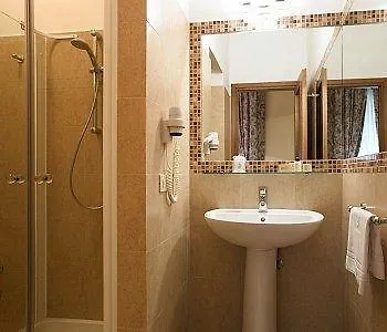 Albergo Reggio ريجّو إيميليا 3*,