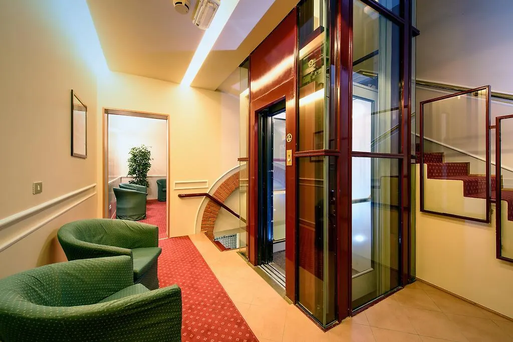 Albergo Reggio Reggio Emilia 3*,  Italy